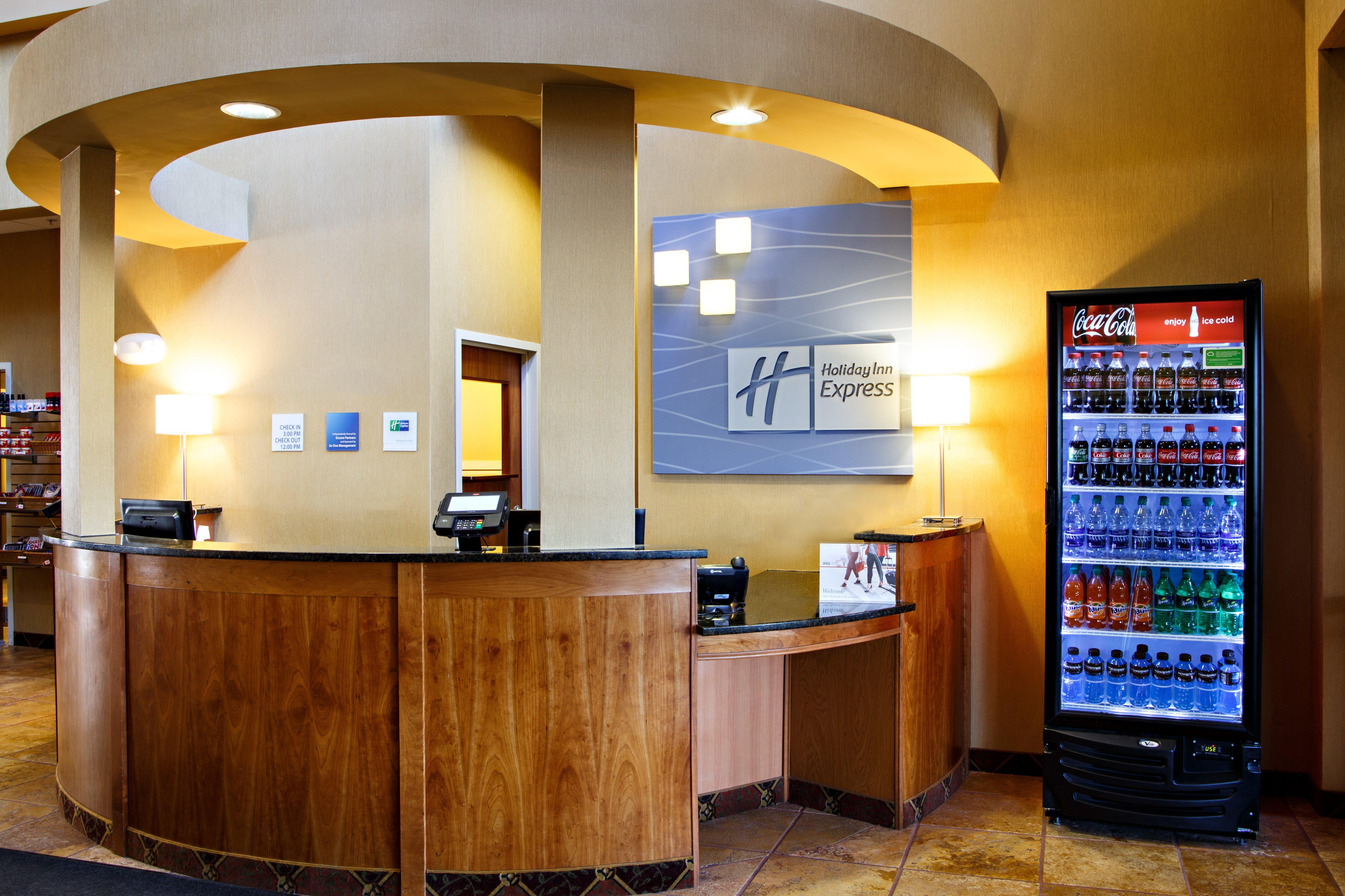 Holiday Inn Express & Suites Harrisburg West Mechanicsburg Eksteriør billede