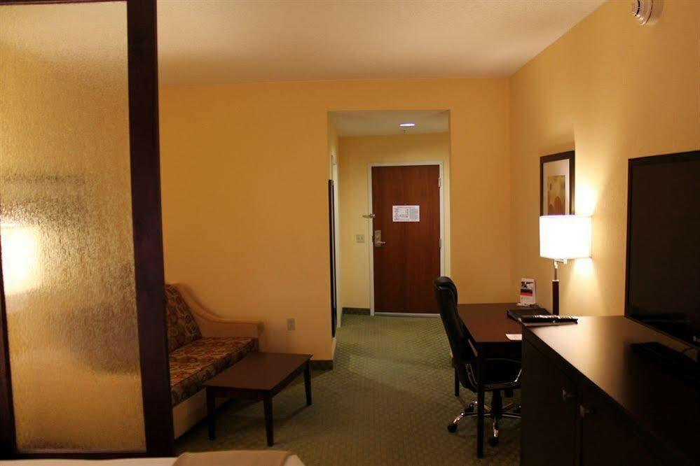 Holiday Inn Express & Suites Harrisburg West Mechanicsburg Eksteriør billede